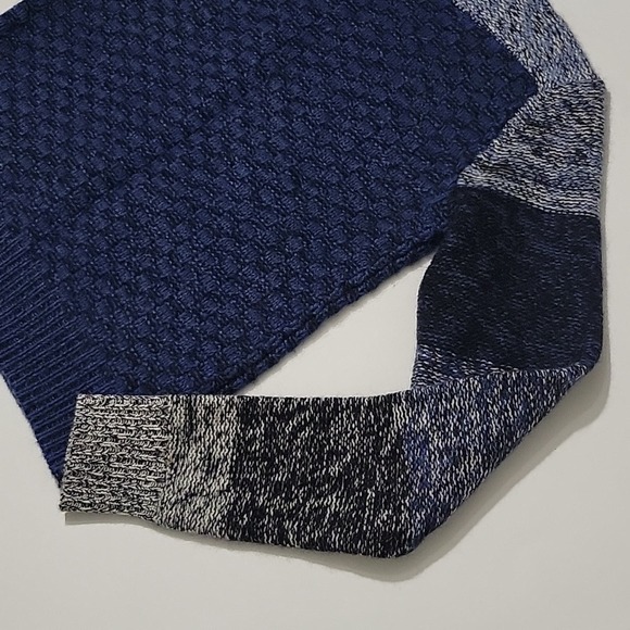 Lord & Taylor Cashmere Sweater - Picture 12 of 13